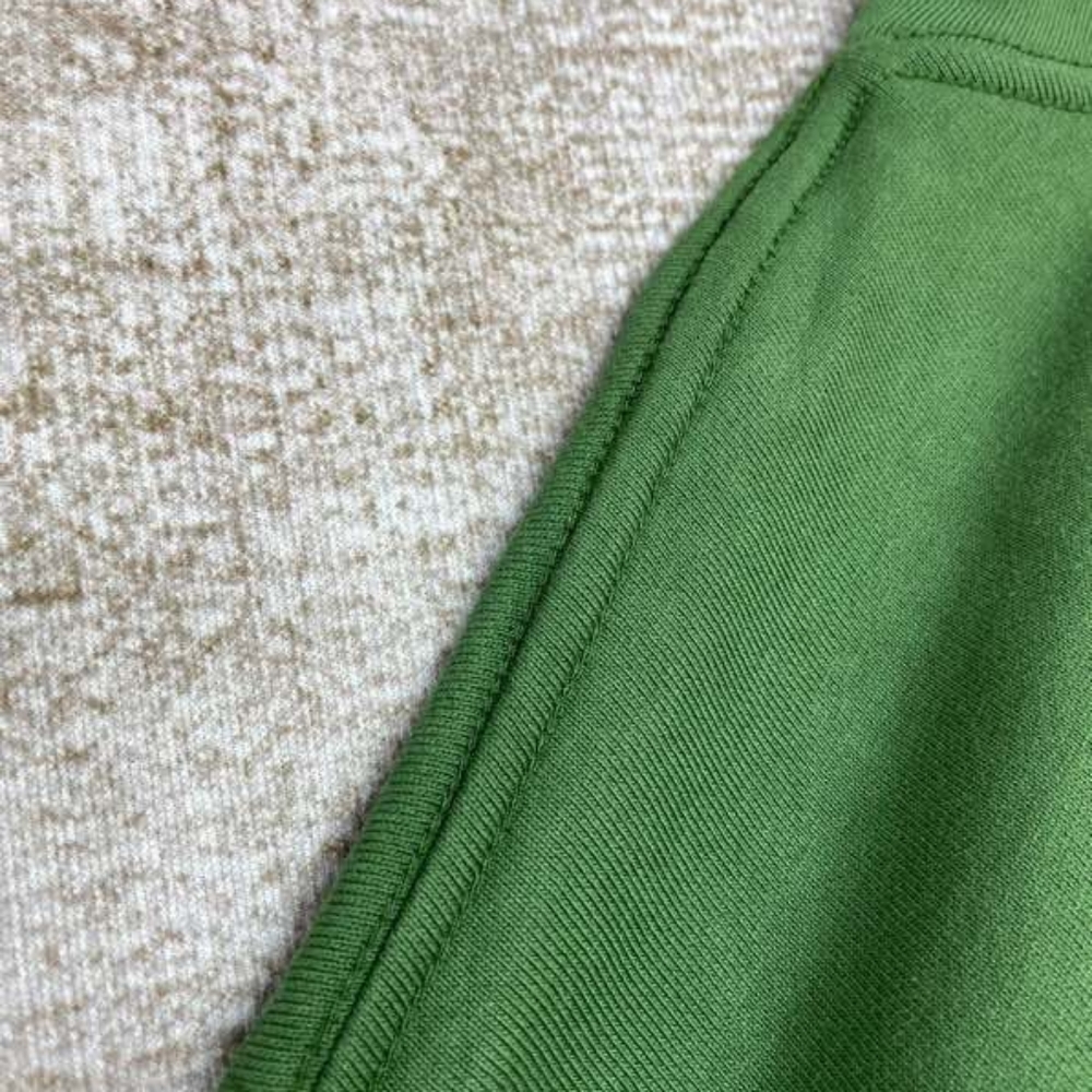 👑👑   New casual AMIRI fashion trend hoodie👑👑 - Picture 2 of 9